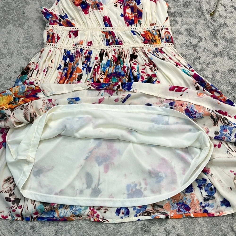 ENTRO FIT AND FLARE FLOWY RAYON DRESS COLORFUL WITH CREAM LINED SZ SM NWT - Picture 15 of 16